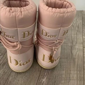 baby dior snow boots